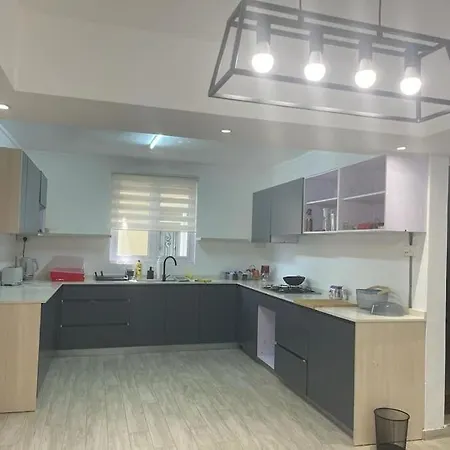 Spacious 3 Bedrooms Flat In Port Louis Exterior photo