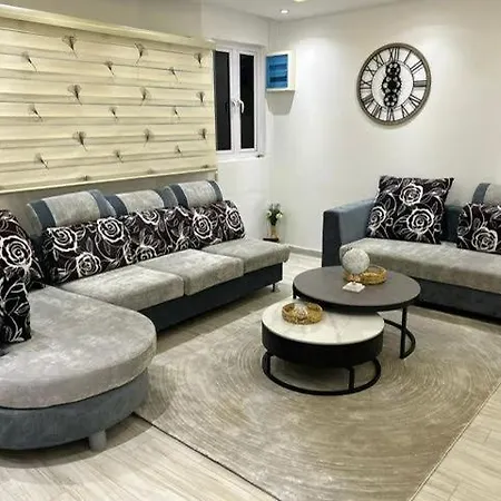 Spacious 3 Bedrooms Flat In Port Louis Exterior photo