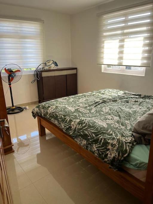 Spacious 3 Bedrooms Flat In
