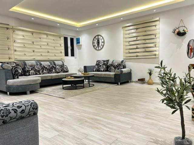 Spacious 3 Bedrooms Flat In Apartment Port Louis